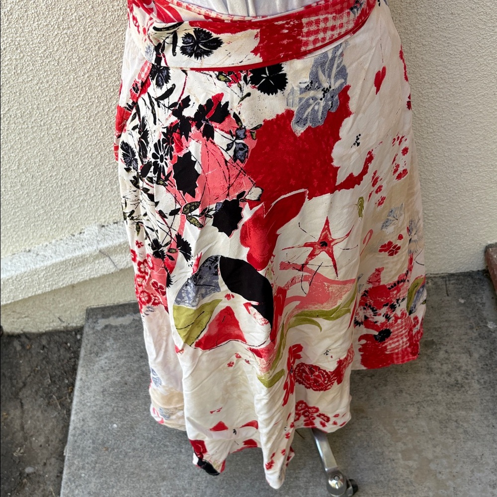 Anthropologie Eva Frajko beautiful floral wrap around midi skirt. - Picture 7 of 10